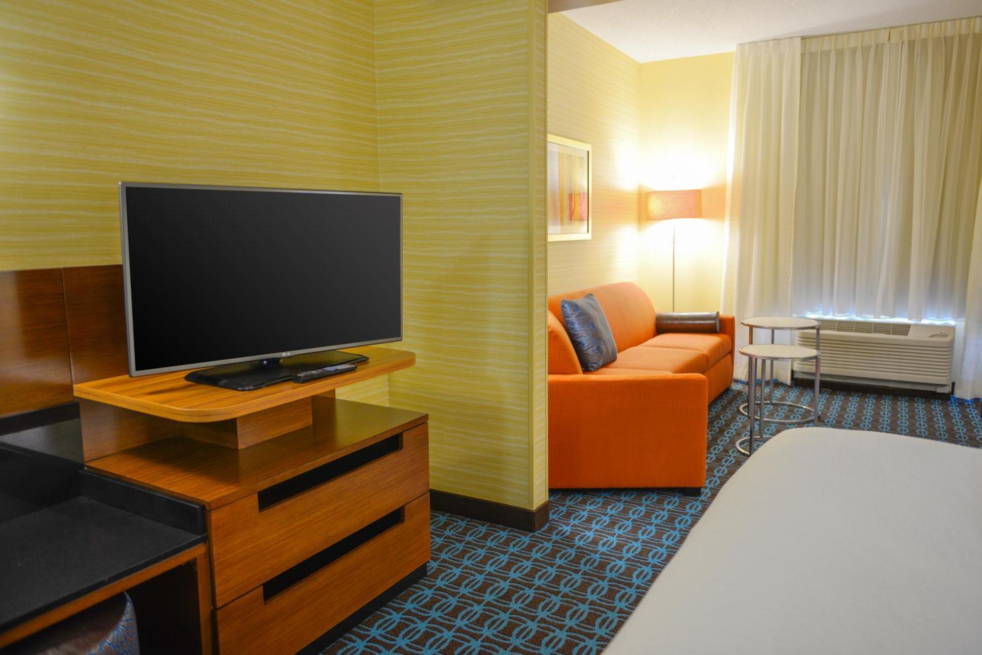 Fairfield Inn And Suites Canton South Екстериор снимка
