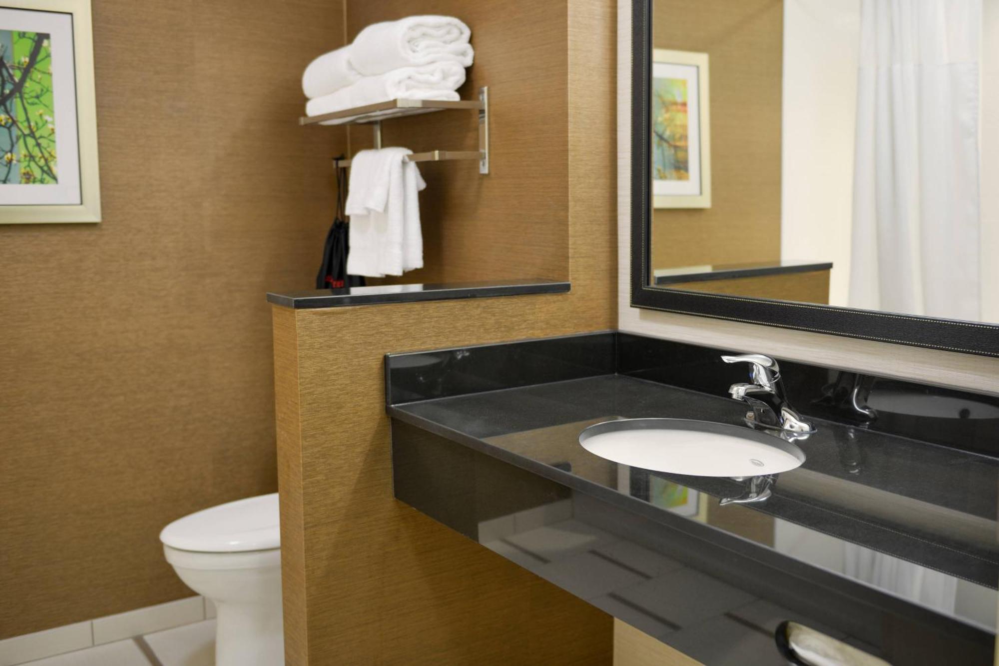 Fairfield Inn And Suites Canton South Екстериор снимка