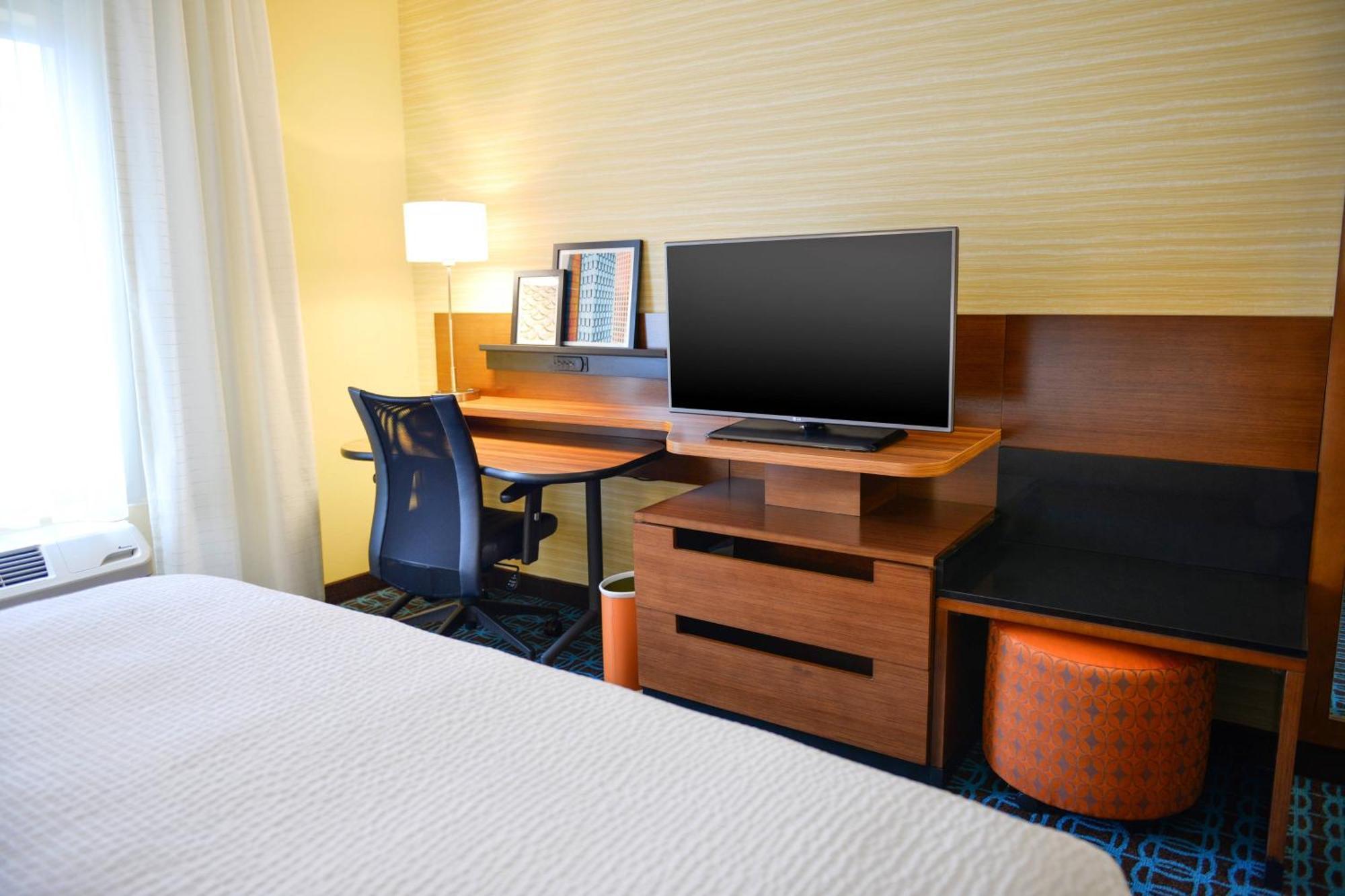 Fairfield Inn And Suites Canton South Екстериор снимка