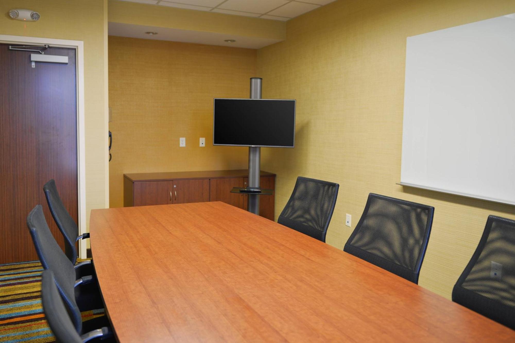 Fairfield Inn And Suites Canton South Екстериор снимка