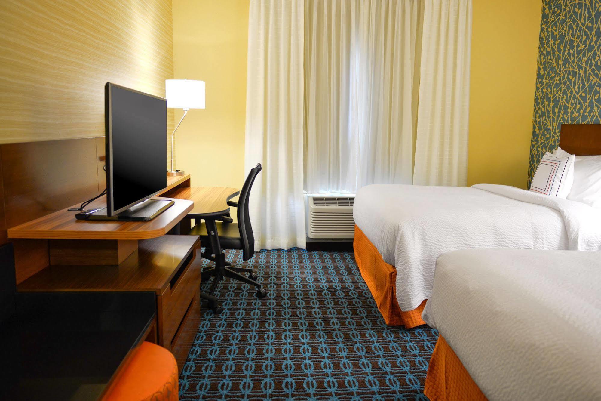Fairfield Inn And Suites Canton South Екстериор снимка
