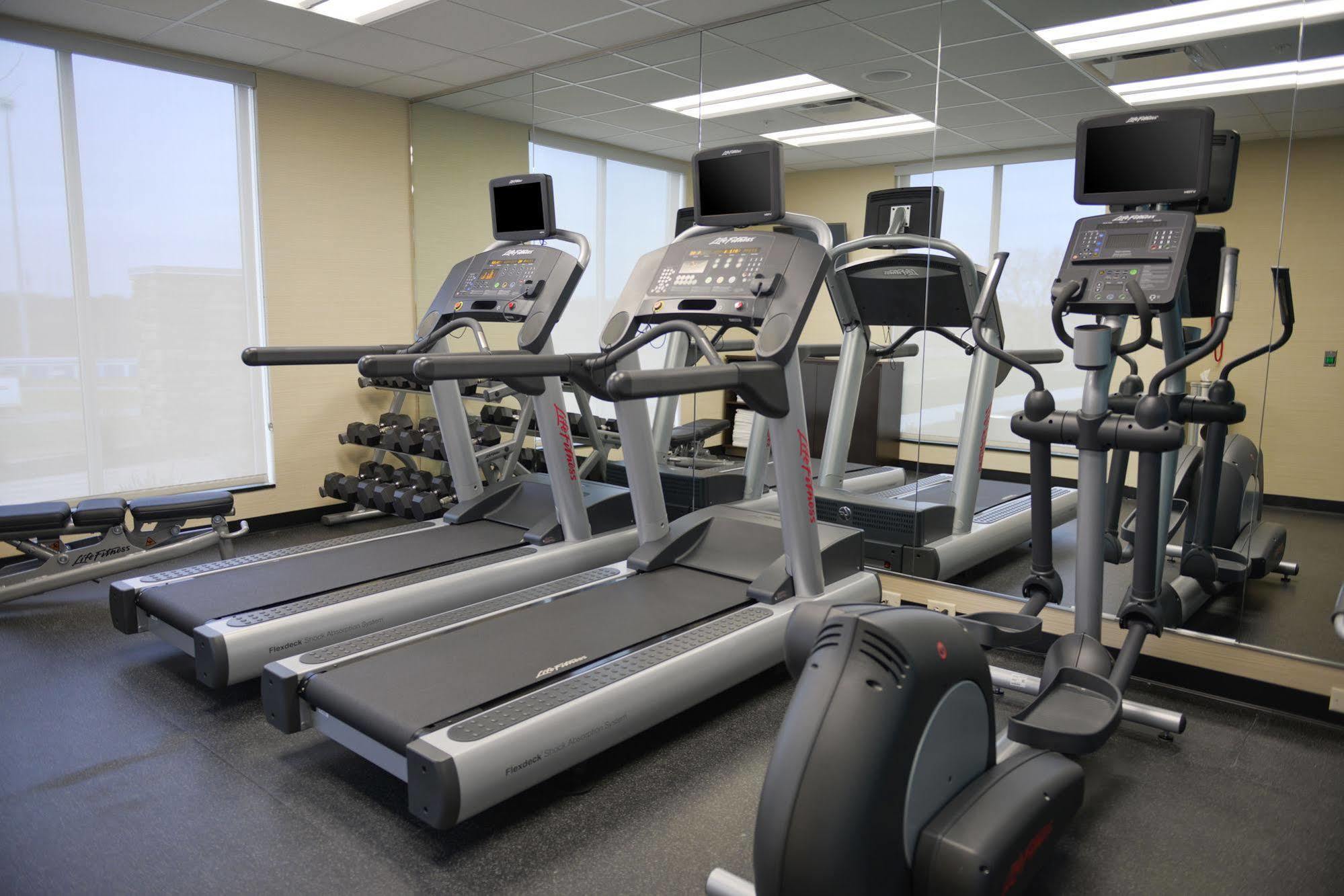 Fairfield Inn And Suites Canton South Екстериор снимка